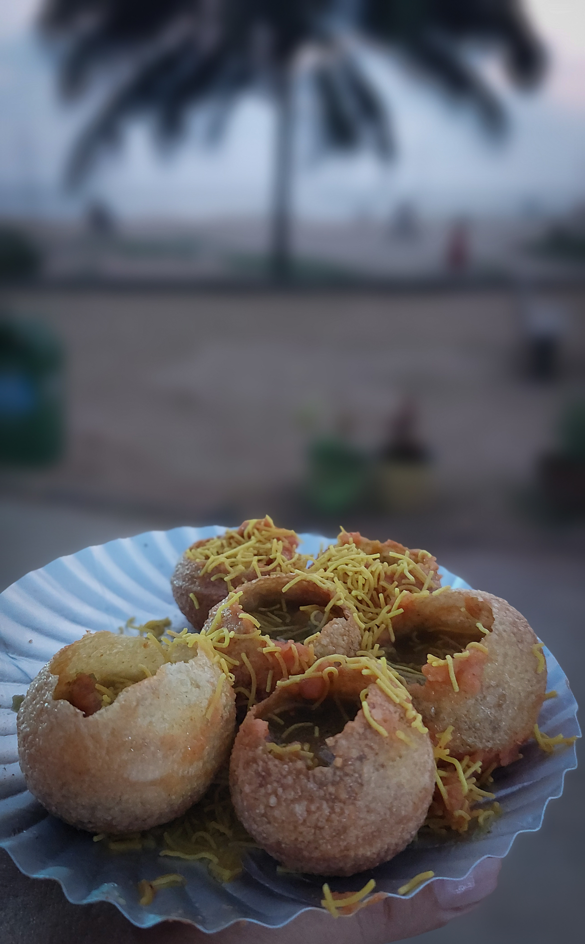 <span  class="uc_style_uc_tiles_grid_image_elementor_uc_items_attribute_title" style="color:#ffffff;">One of the wonderful Indian dishes: 'Puri'</span>