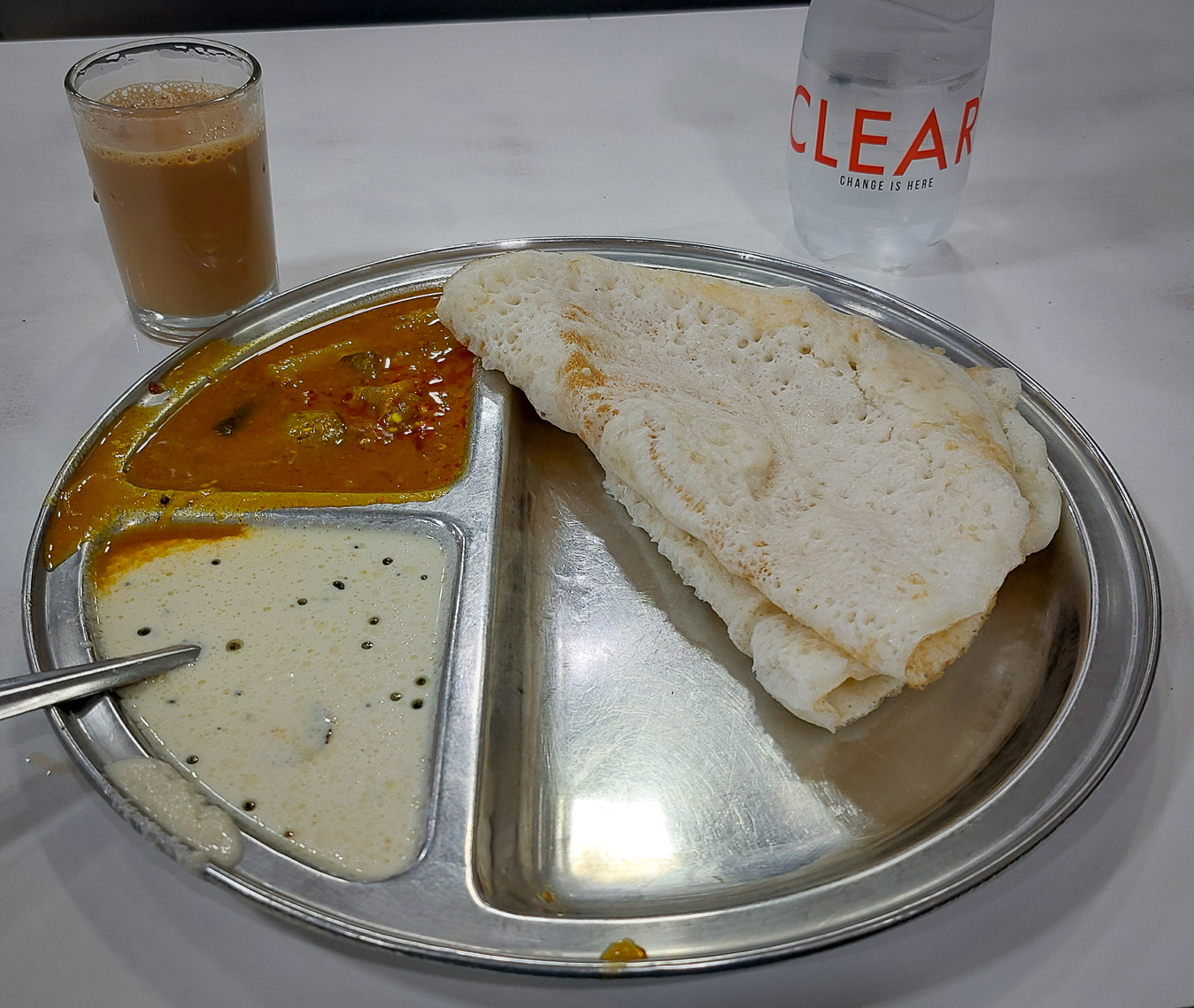 <span  class="uc_style_uc_tiles_grid_image_elementor_uc_items_attribute_title" style="color:#ffffff;">Indian breakfast: Idlis with sambar (soo god!)</span>